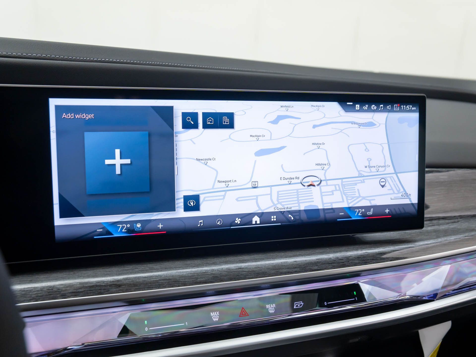 New 2025 Mineral White Metallic BMW 760i xDrive image 28