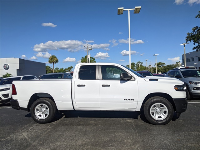 2025 Ram 1500 Tradesman photo 2