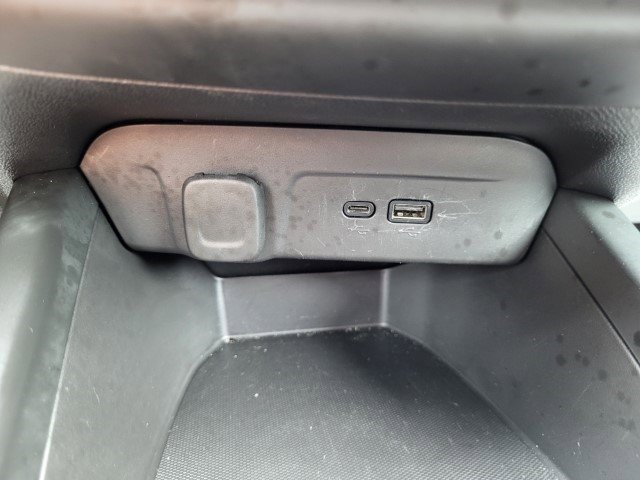 2025 Chevrolet Trax LS photo 15
