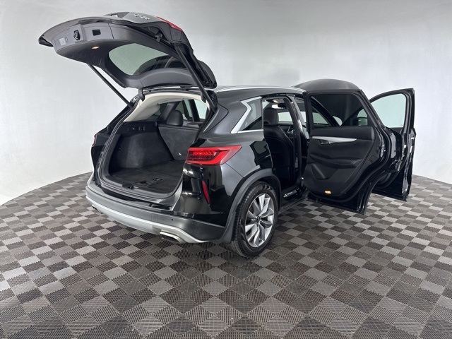 2020 Infiniti QX50 Luxe photo 14