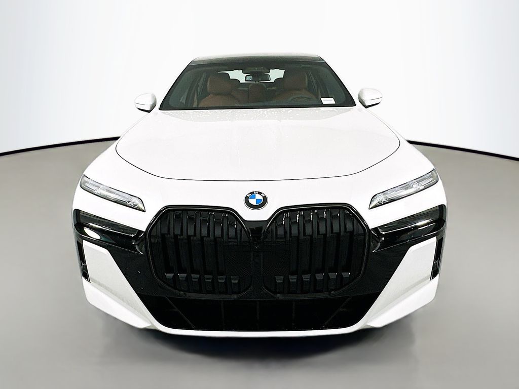 2025 Bmw 740i photo 2