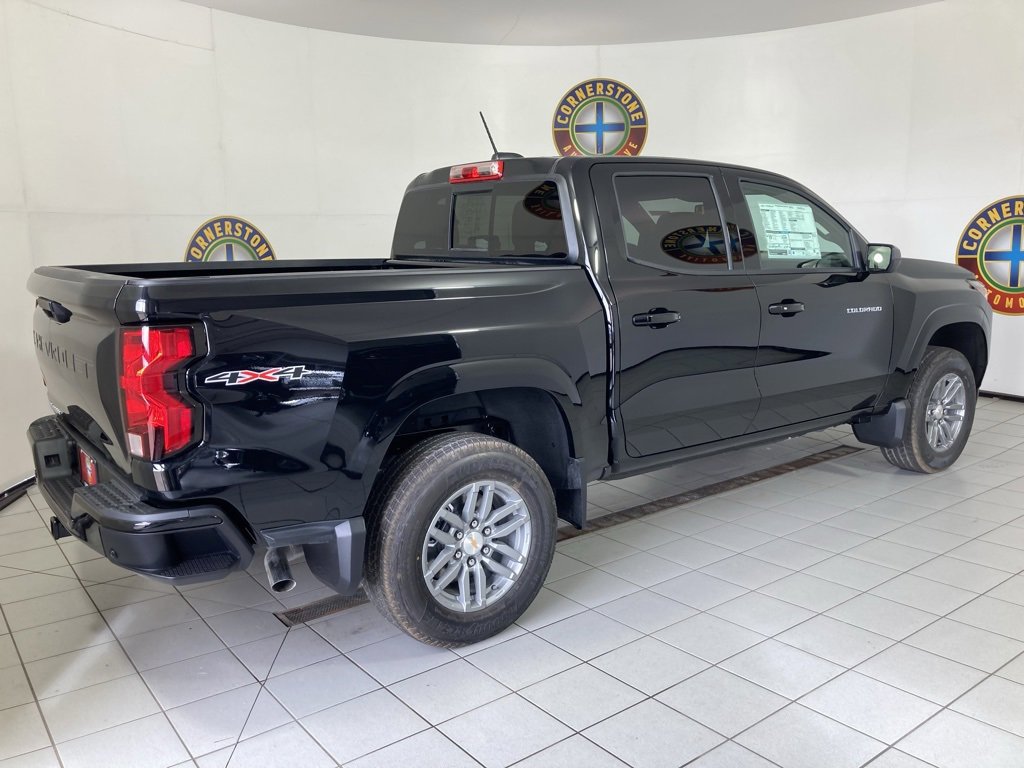 2026 Chevrolet Colorado LT photo 5