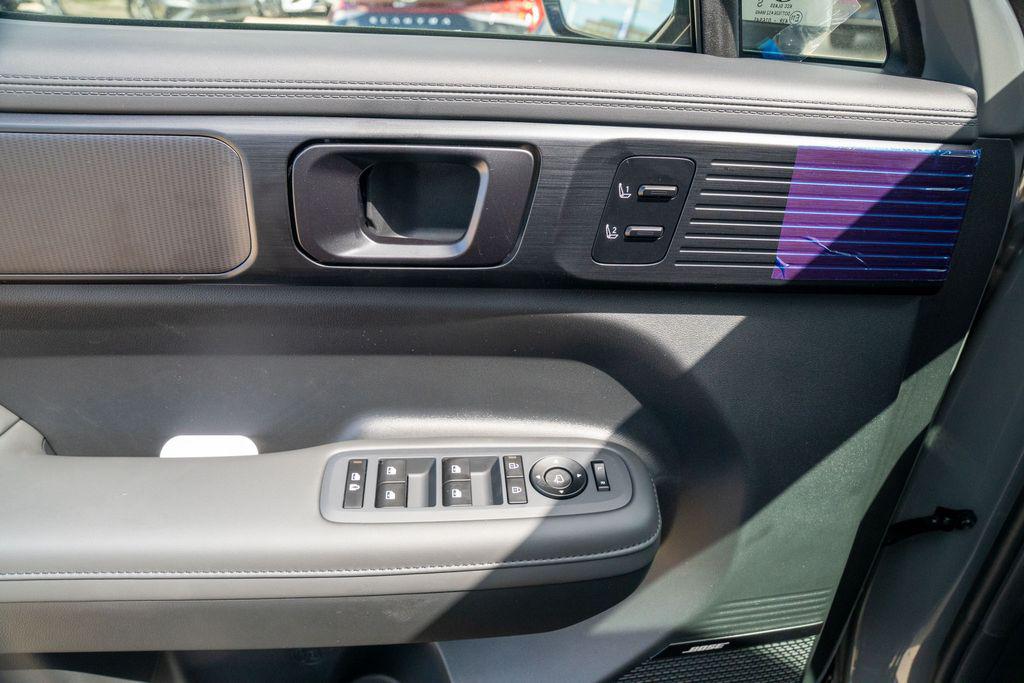 2026 Hyundai Santa Fe Calligraphy photo 14