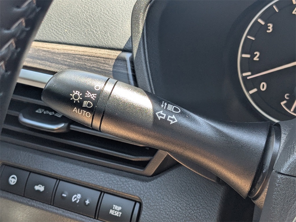 2025 Nissan Altima 2.5 SV photo 24