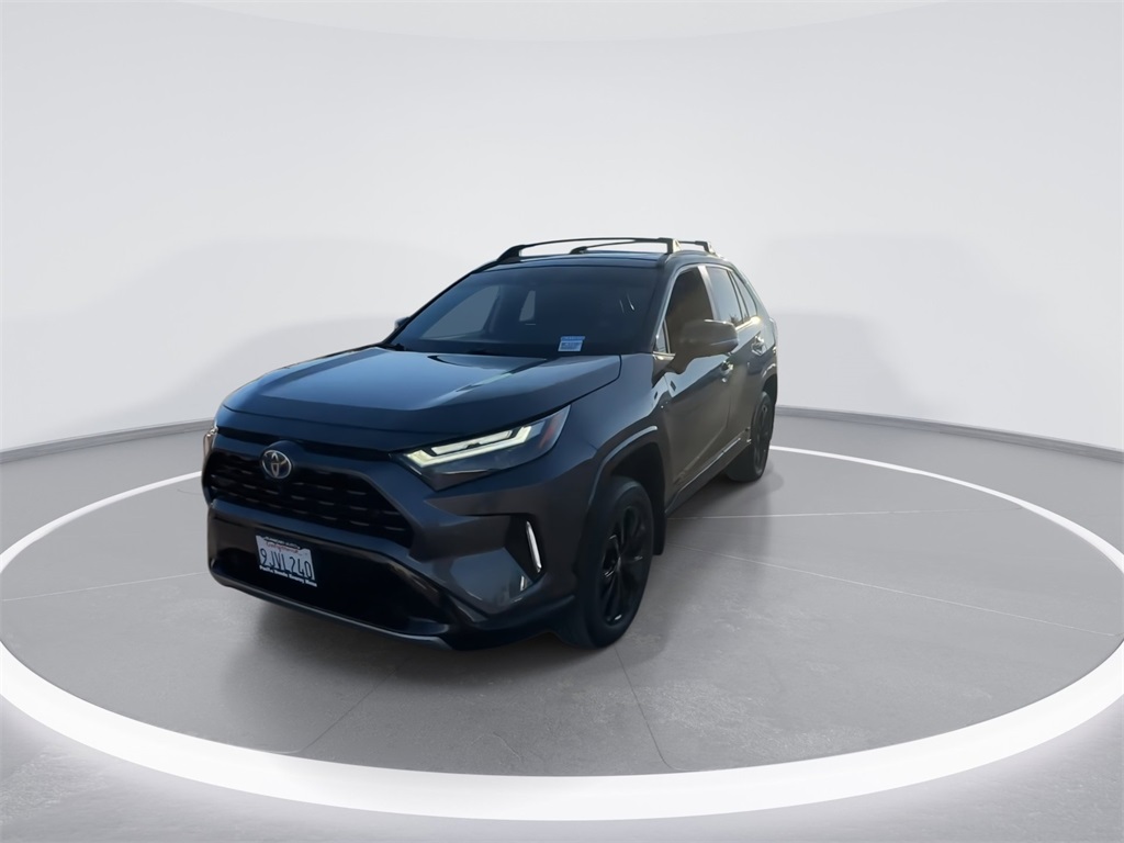 2024 Toyota RAV4 Hybrid XSE photo 4