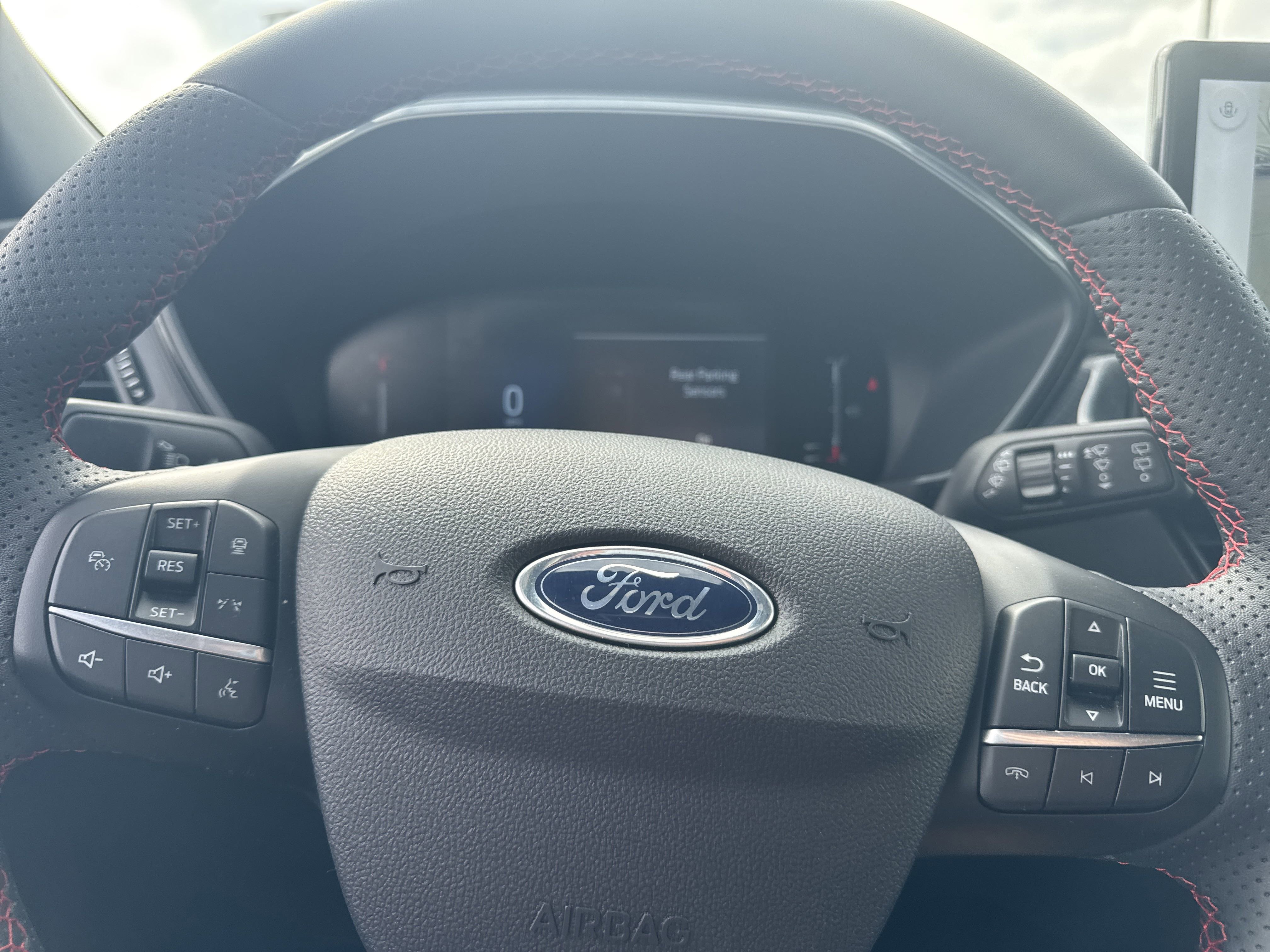 2023 Ford Escape ST-Line photo 9