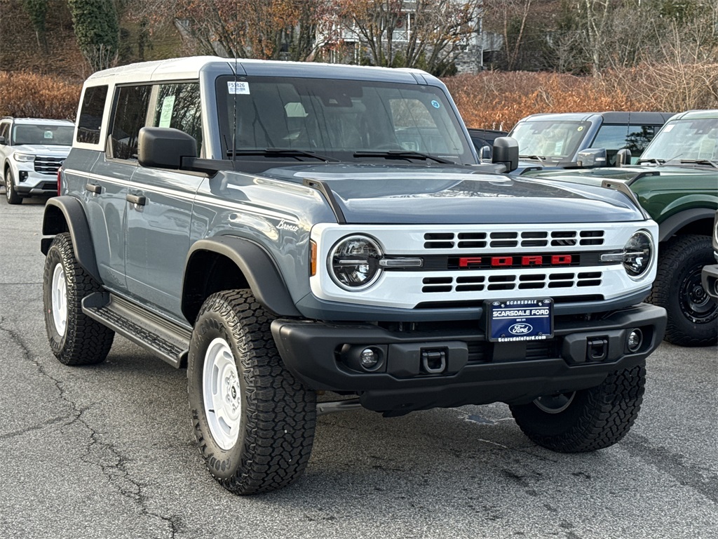2025 Ford Bronco 4-Door Heritage Editon's photo