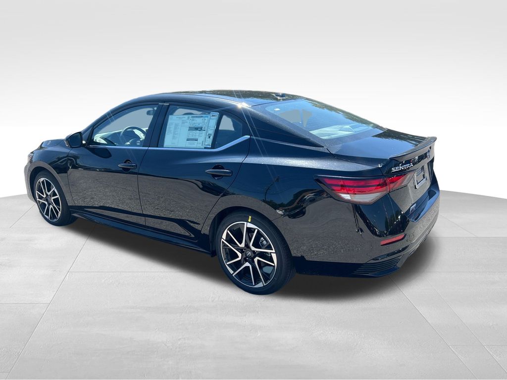 2025 Nissan Sentra SR photo 3