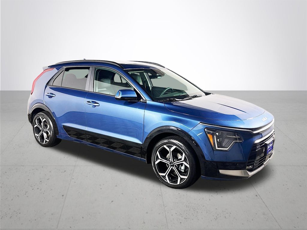 2025 Kia Niro Plug-In Hybrid SX Touring photo 4