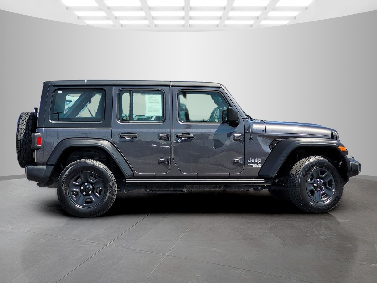 2021 Jeep Wrangler Unlimited Sport photo 3