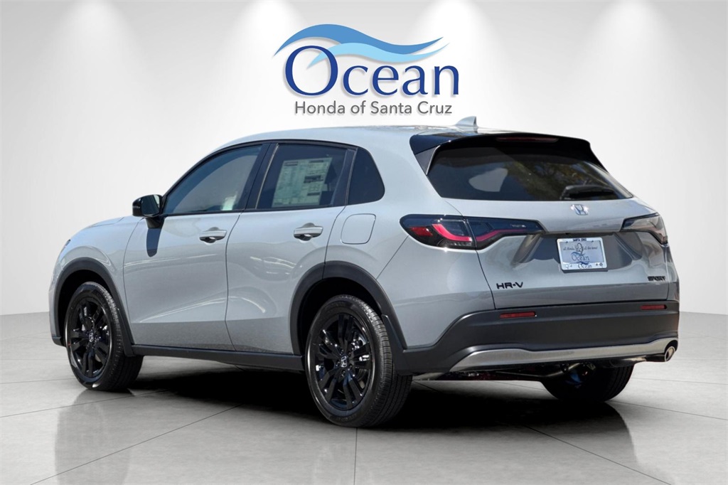 2026 Honda HR-V Sport photo 2