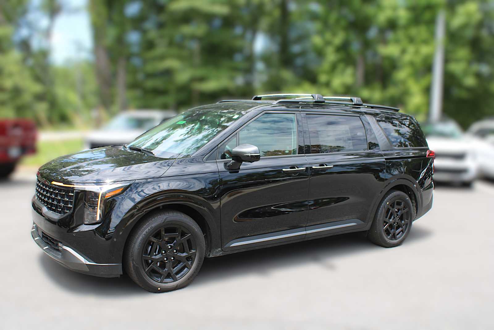 2025 Kia Carnival SX Prestige photo 2