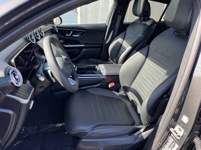 2026 Mercedes Benz GLC 300 4MATIC photo 2