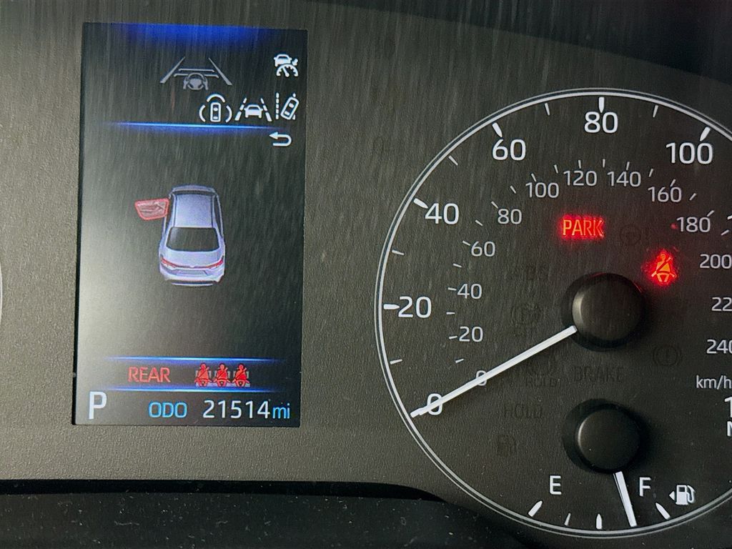 2024 Toyota Corolla SE photo 12