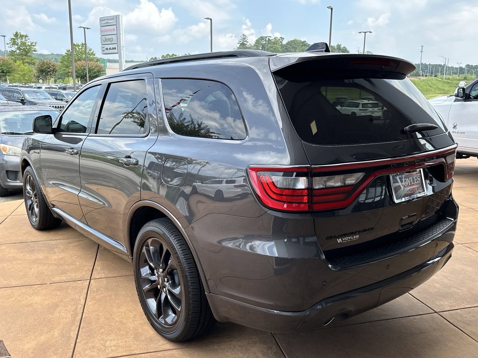 2024 Dodge Durango R/T photo 5