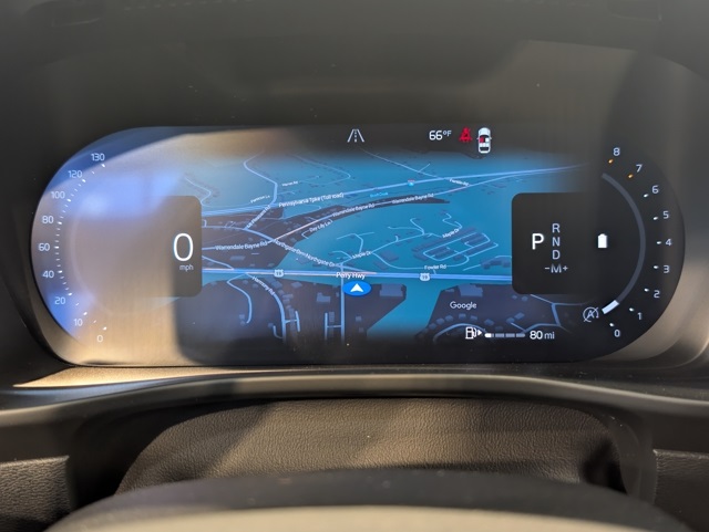 2026 Volvo XC40 photo 14