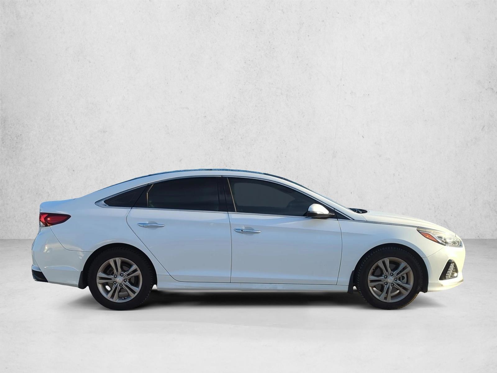 2019 Hyundai Sonata Limited photo 4