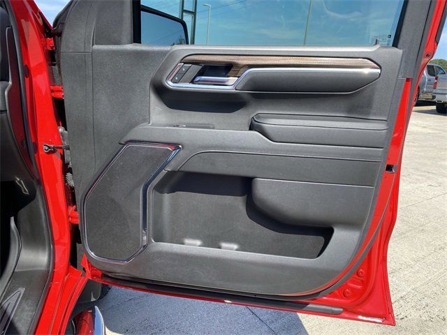 2024 Chevrolet Silverado 1500 LT photo 25