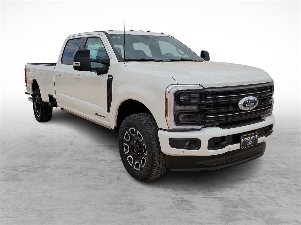 2026 Ford F-350 Super Duty Platinum's photo