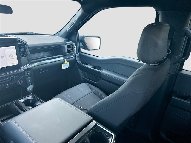 2025 Ford F-150 STX photo 3