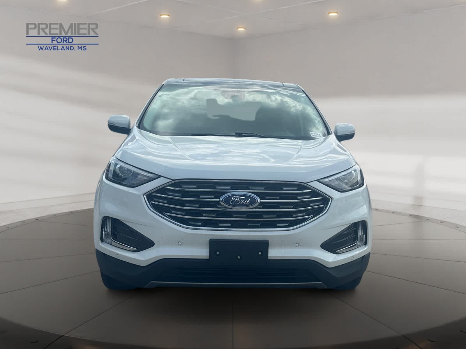 2022 Ford Edge Titanium photo 8