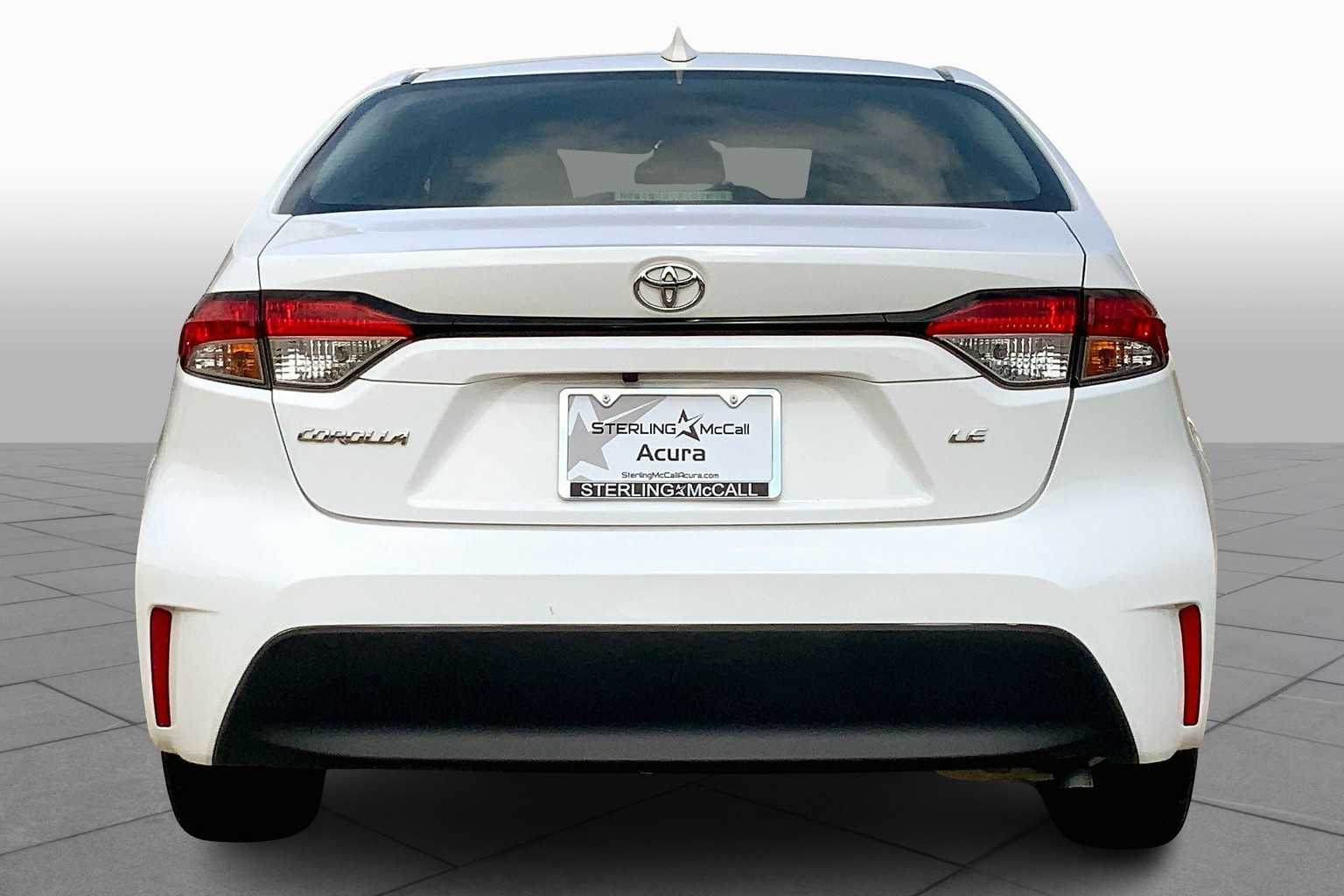 2024 Toyota Corolla LE photo 4