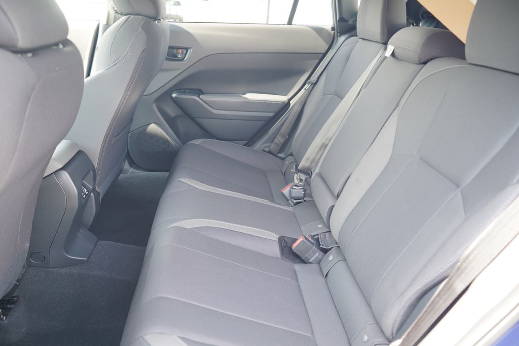 2025 Subaru Crosstrek Premium photo 4