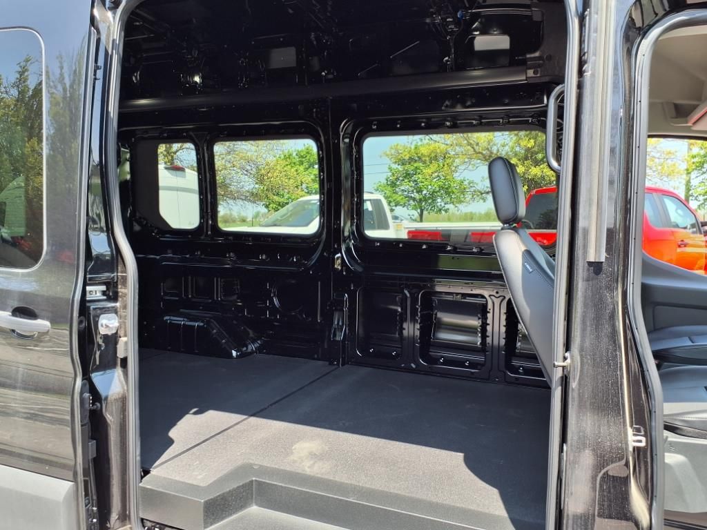 2024 Ford Transit photo 10