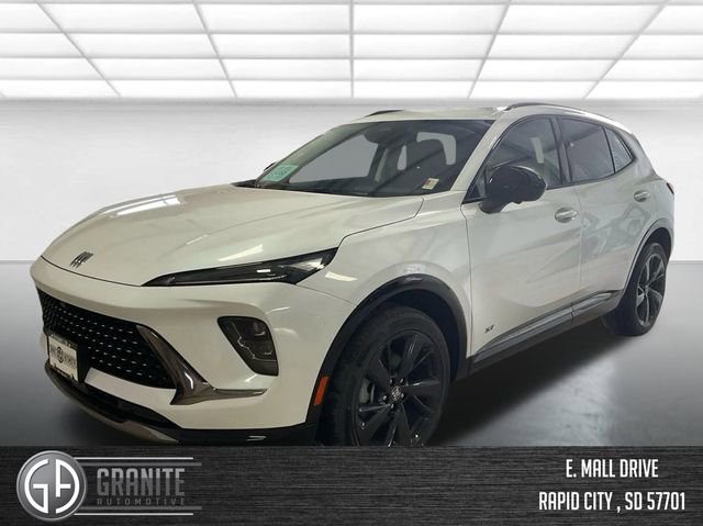 2025 Buick Envision Sport Touring's photo