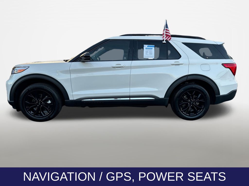 2024 Ford Explorer XLT photo 2
