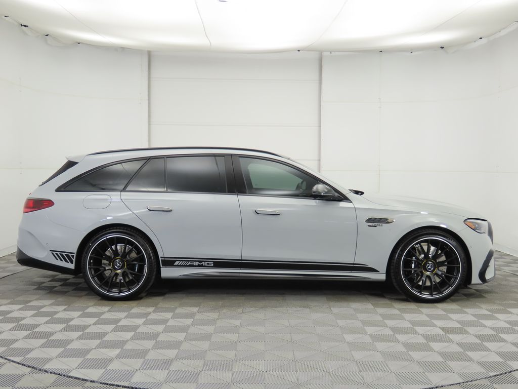 2026 Mercedes Benz E 4MATIC Wagon photo 4