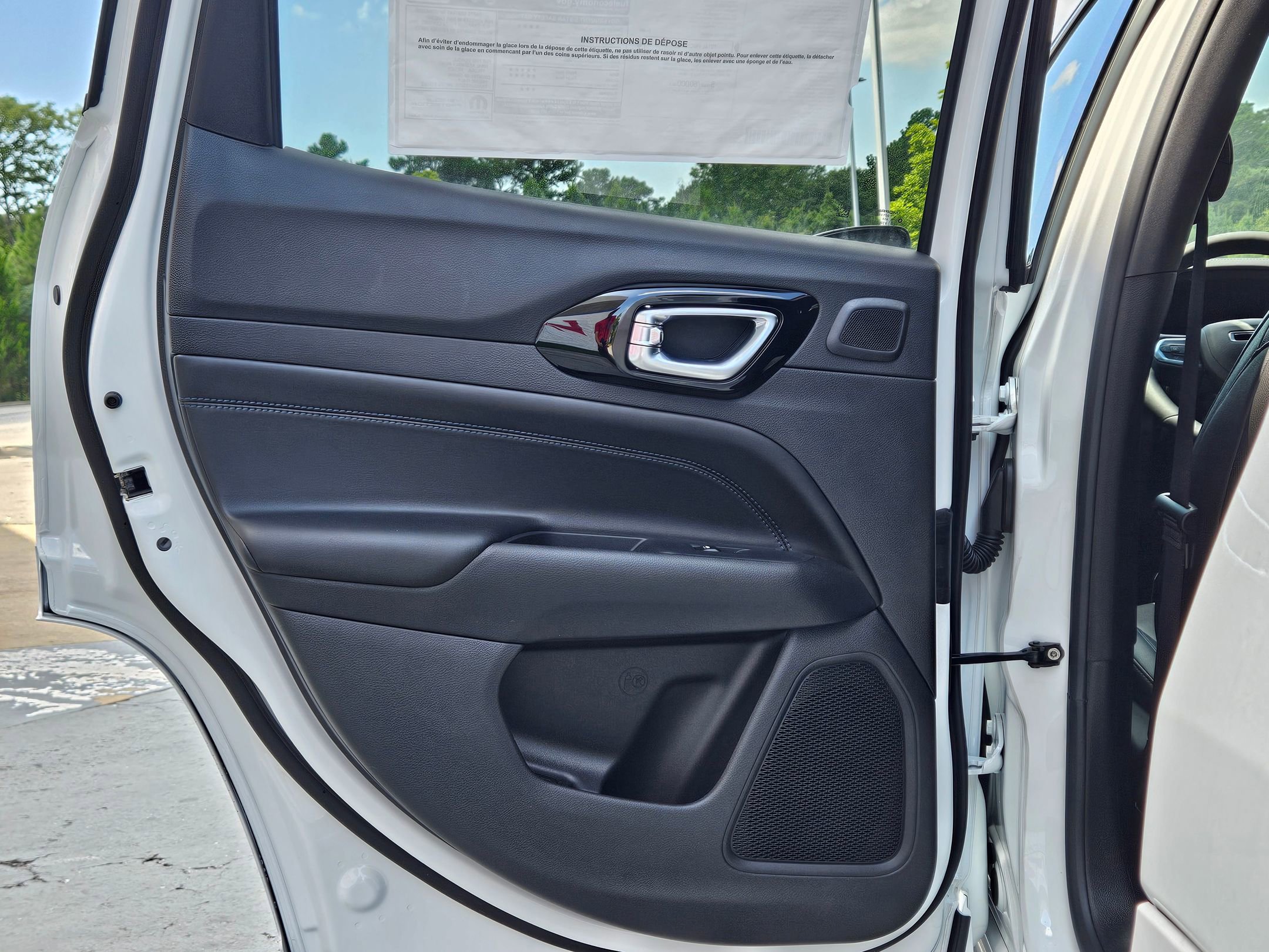 2025 Jeep Compass Limited photo 21
