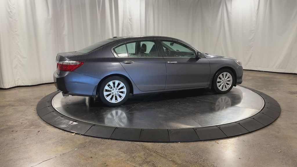 2015 Honda Accord EX-L photo 2