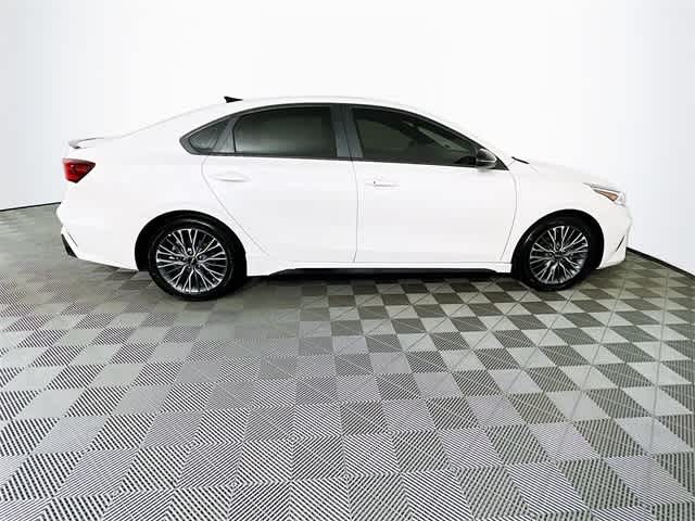 2023 Kia Forte GT-Line photo 8