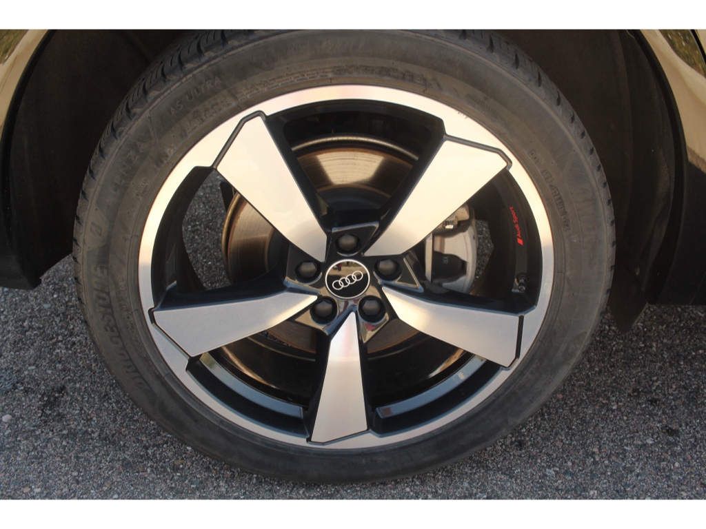 2022 Audi Q5 Sportback S line Premium Plus photo 8