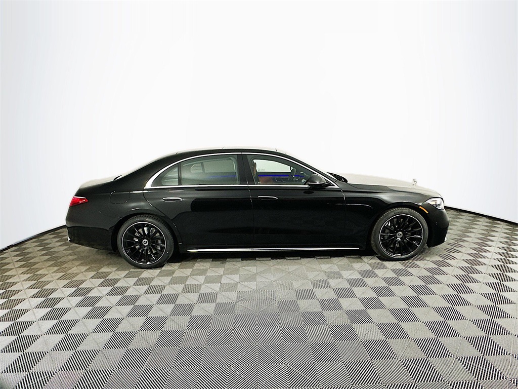 2026 Mercedes Benz S 580 4MATIC photo 7