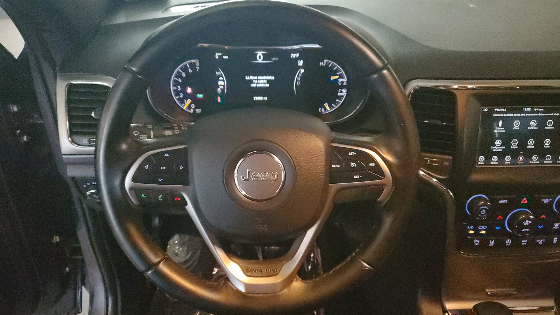2021 Jeep Grand Cherokee Laredo E photo 22