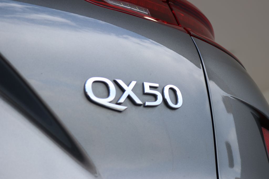 2025 Infiniti QX50 Luxe photo 24