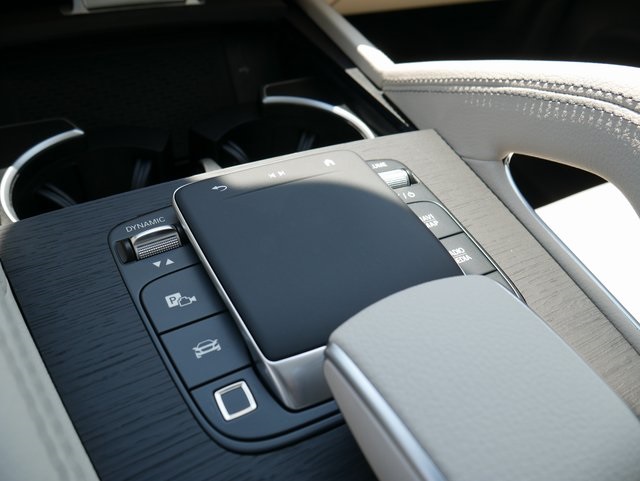 2026 Mercedes Benz GLE 450 4MATIC photo 14