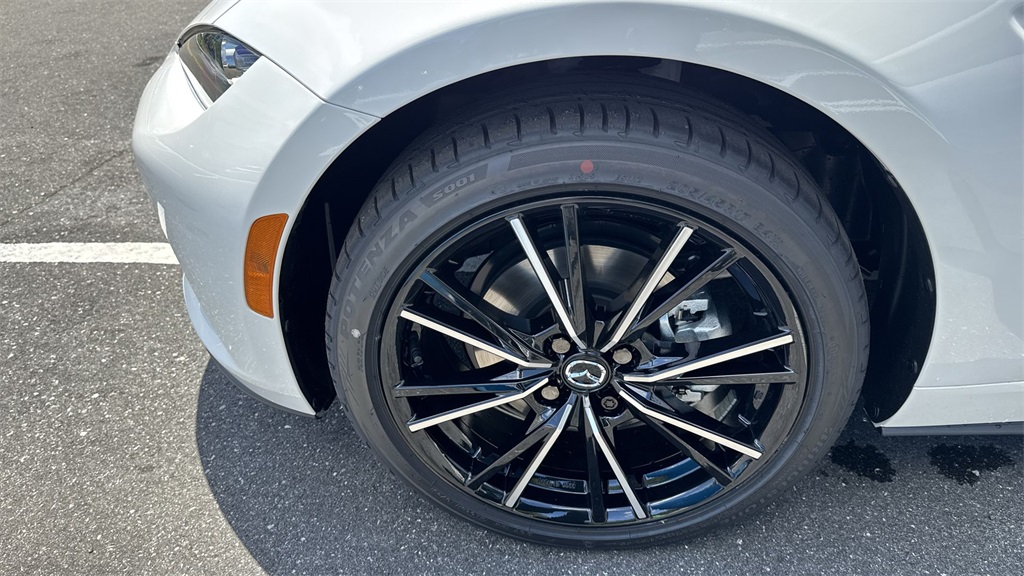 2025 Mazda MX-5 Miata Miata Grand Touring photo 47