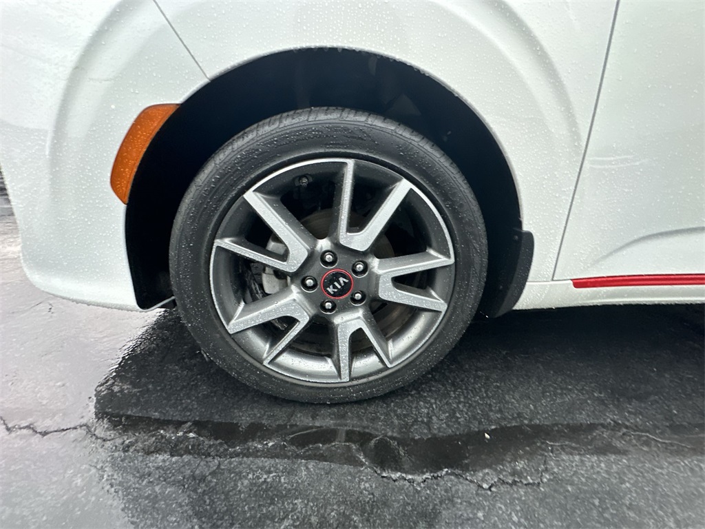 2020 Kia Soul GT-Line photo 10