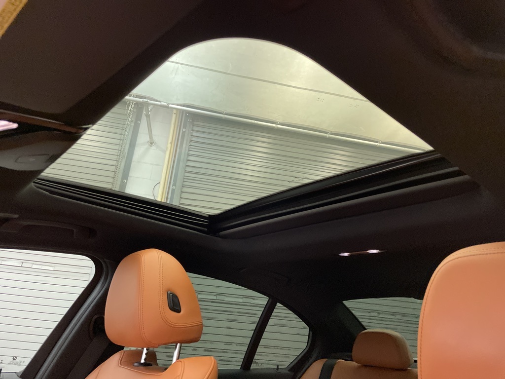 2024 Bmw 330e photo 15