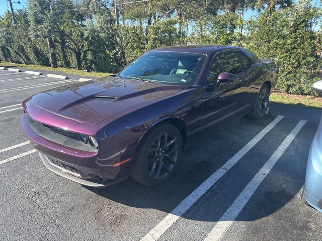 2020 Dodge Challenger SXT's photo
