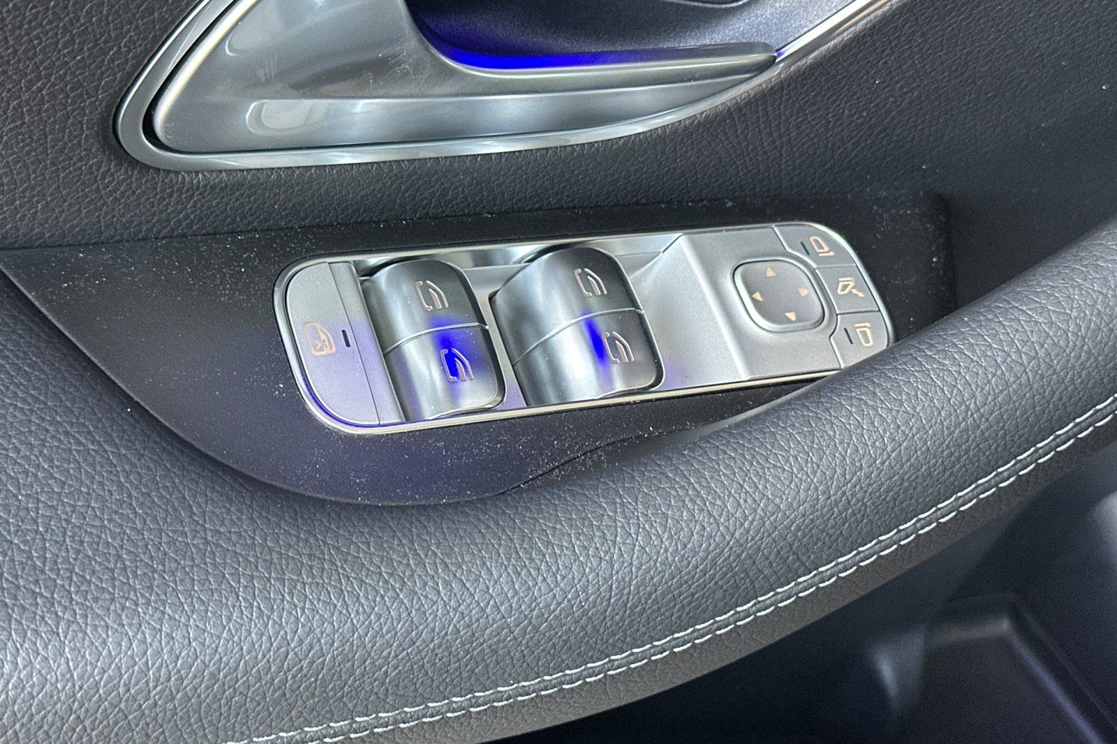 2025 Mercedes Benz GLS 450 4MATIC photo 22