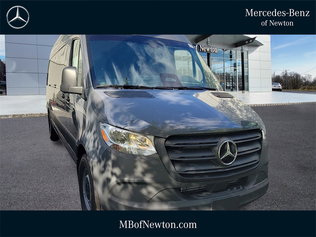 2025 Mercedes-Benz Sprinter Cargo Van Base's photo