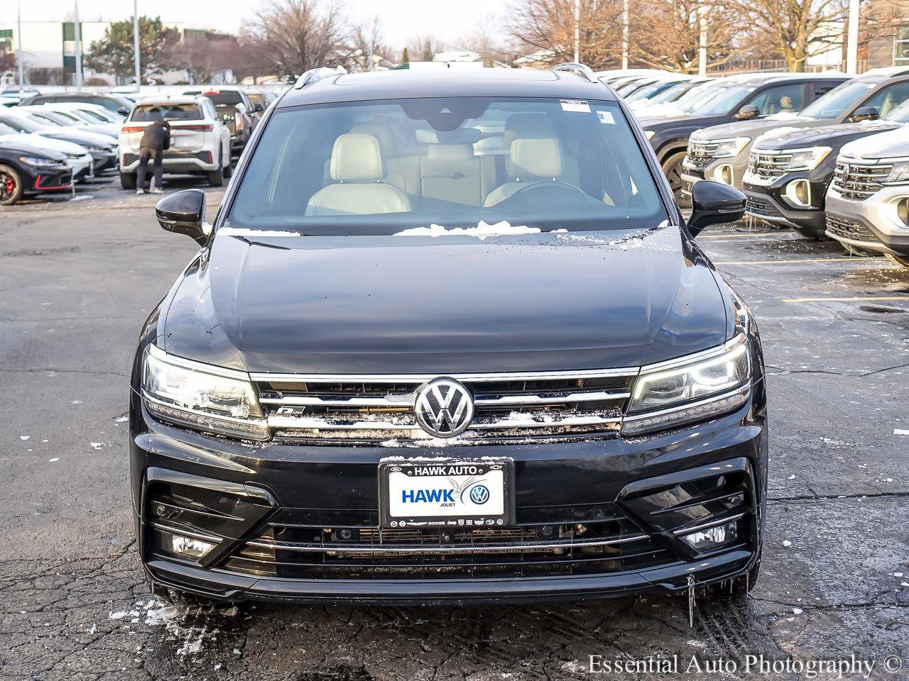 2021 VOLKSWAGEN TIGUAN - Image 1