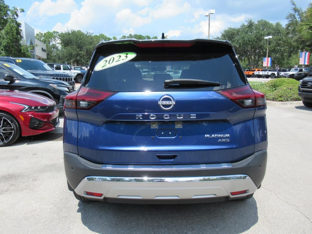 2023 Nissan Rogue Platinum photo 5