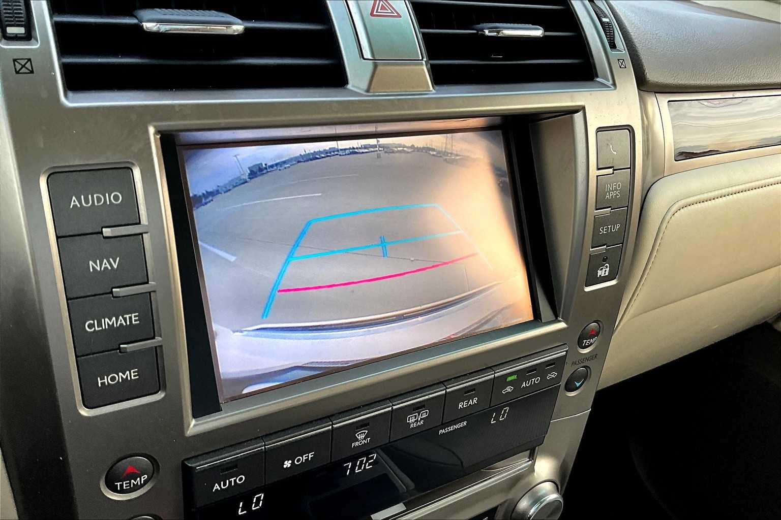 2015 Lexus GX 460 Premium photo 24