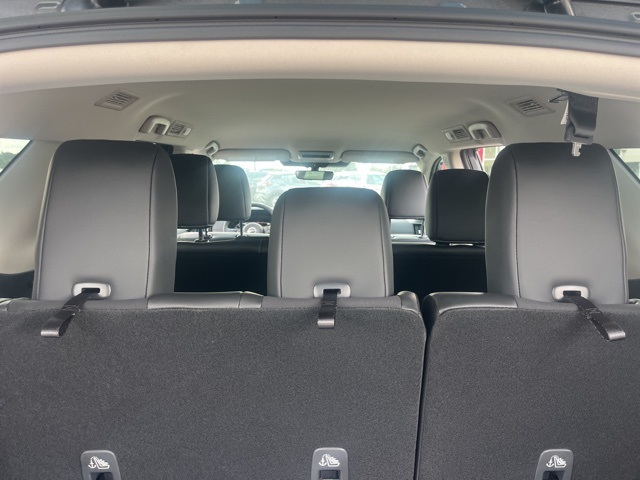 2025 Nissan Pathfinder SL photo 26