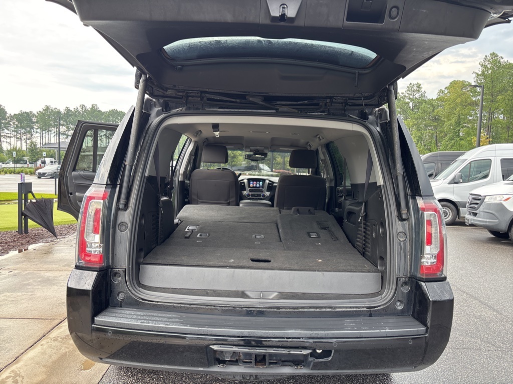 2017 Gmc Yukon SLE photo 12